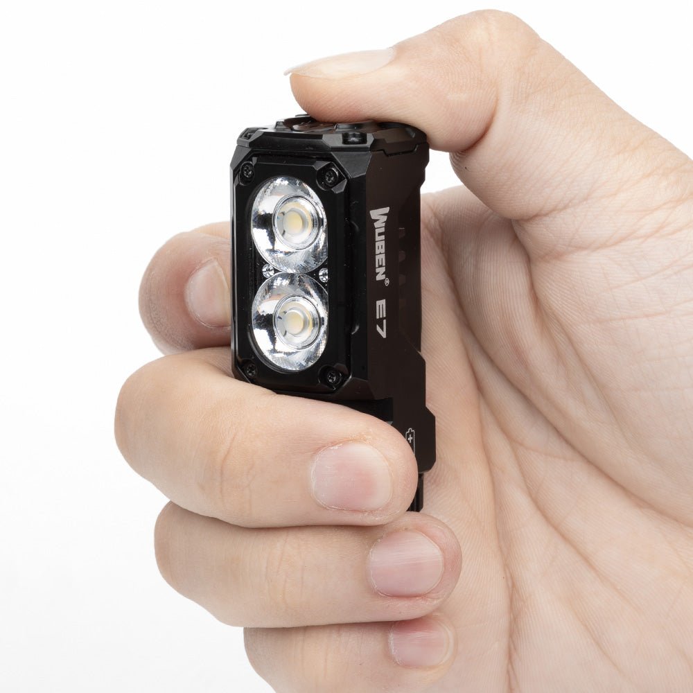 Lanterna EDC multifuncional E7 1800 lúmens